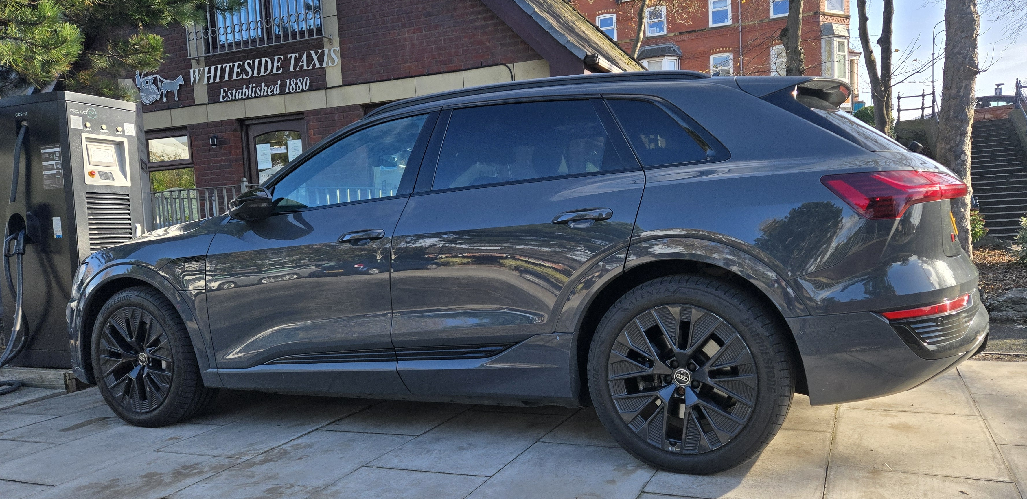 Rapid EV Charging at Whiteside Taxis